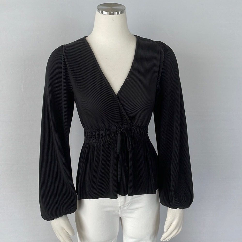 NWT Abercrombie and Fitch Black Top X Small